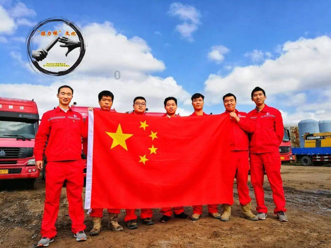 《机智问答网页-16岁黄多多在家做泡芙,模样被指像年轻时的孙莉,你怎么看?的独特魅力》